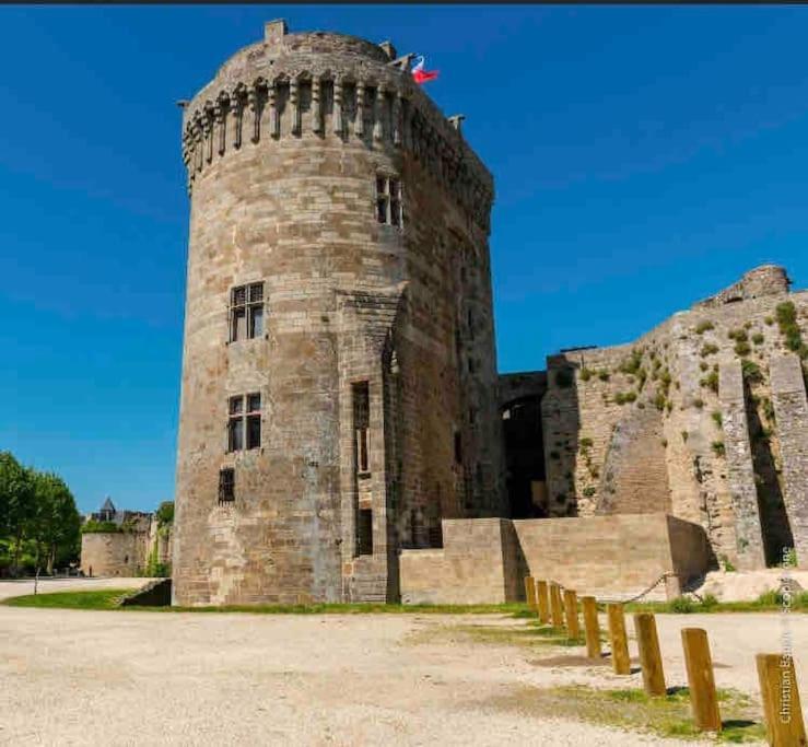 Appartement En Plein Coeur Historique De Ντινάν Εξωτερικό φωτογραφία