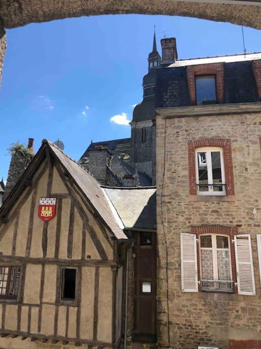 Appartement En Plein Coeur Historique De Ντινάν Εξωτερικό φωτογραφία